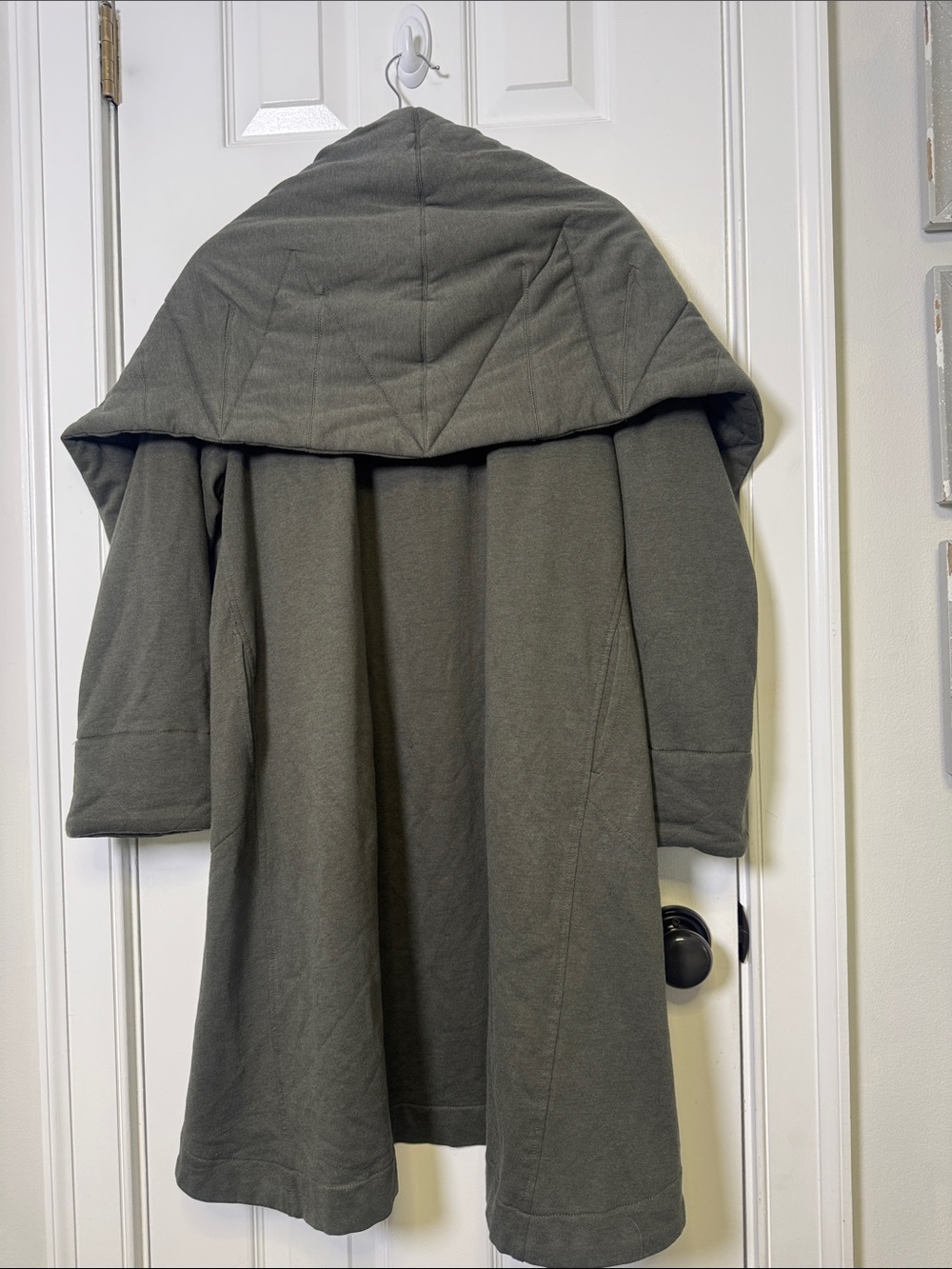 Young Fabulous & Broke Olive Quilted Shawl Collar Cardigan Coat M/L - Picture 7 of 8